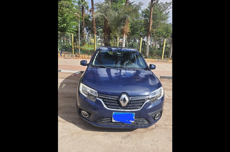 Sandero Renault Dark blue