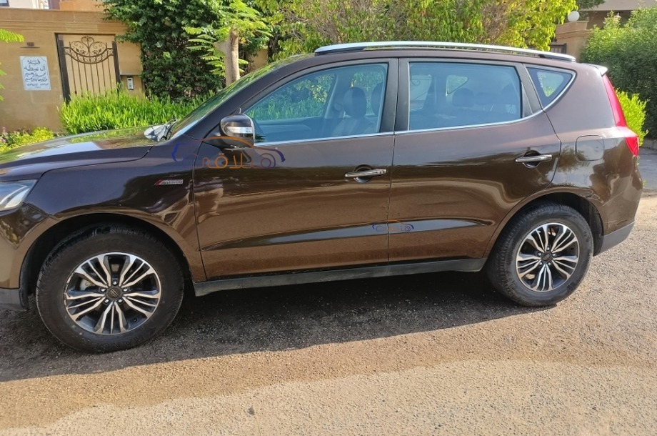 Emgrand X7 Geely Brown