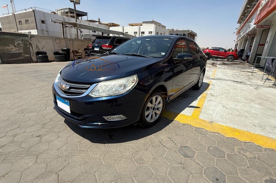 Optra Chevrolet الأزرق الداكن