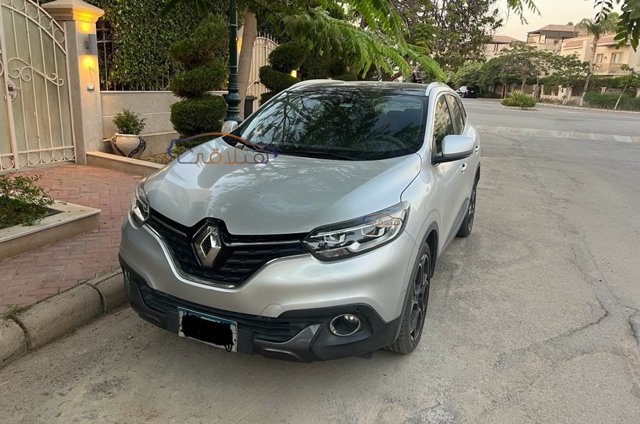 Kadjar Renault فضي