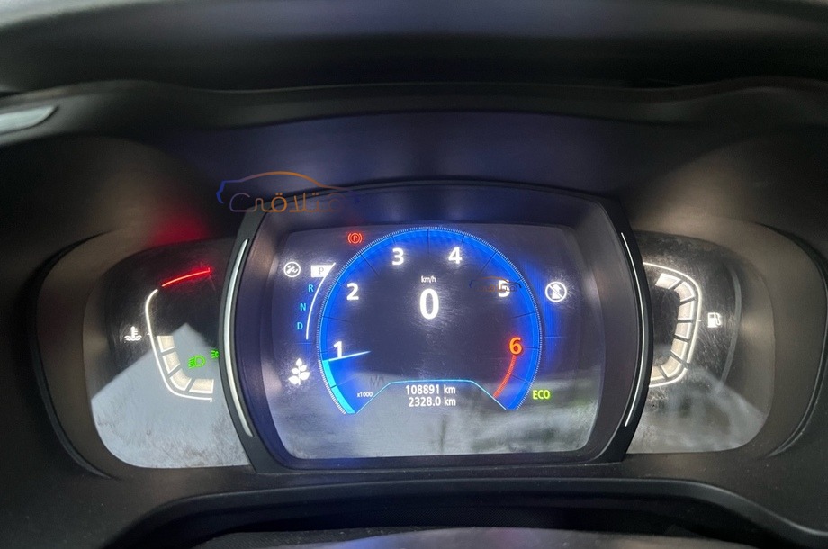 Kadjar Renault فضي