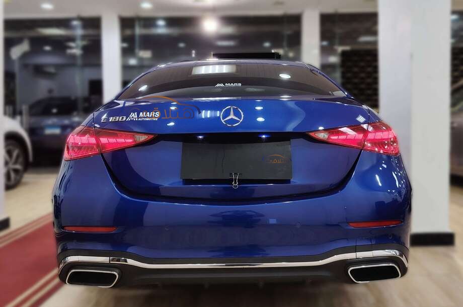 C 180 Mercedes أزرق