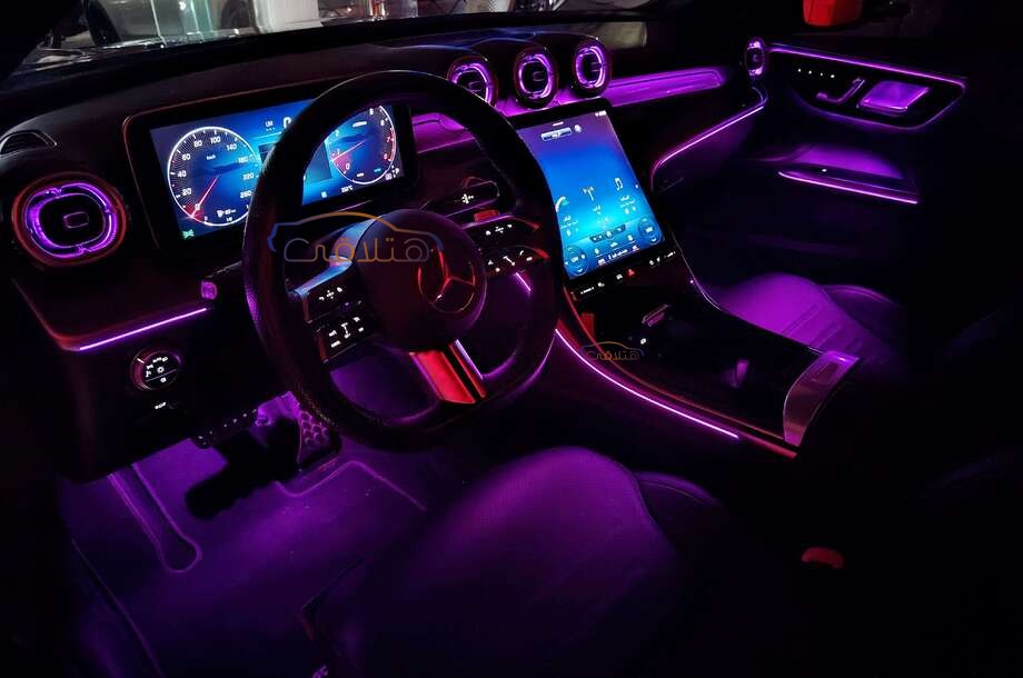 C 180 Mercedes أزرق