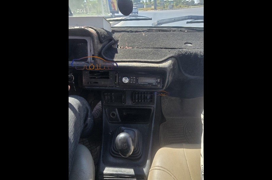 Shahin Fiat احمر غامق