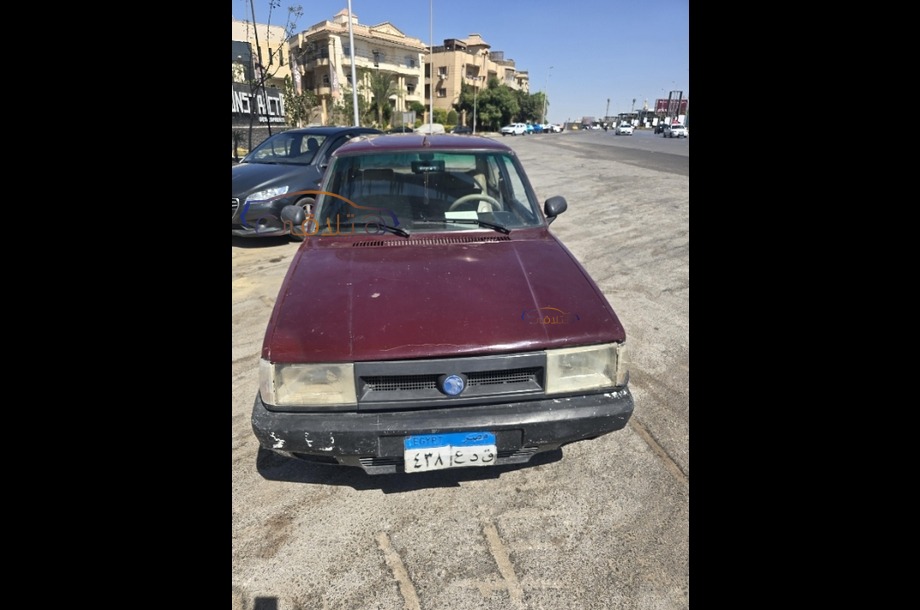 Shahin Fiat احمر غامق