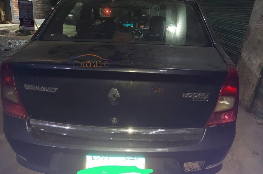 Logan Renault الأزرق الداكن