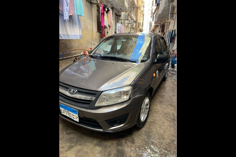 Granta Lada برونزي