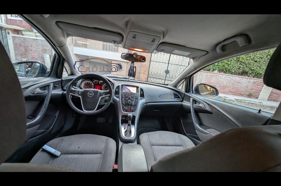 Astra Opel Dark green