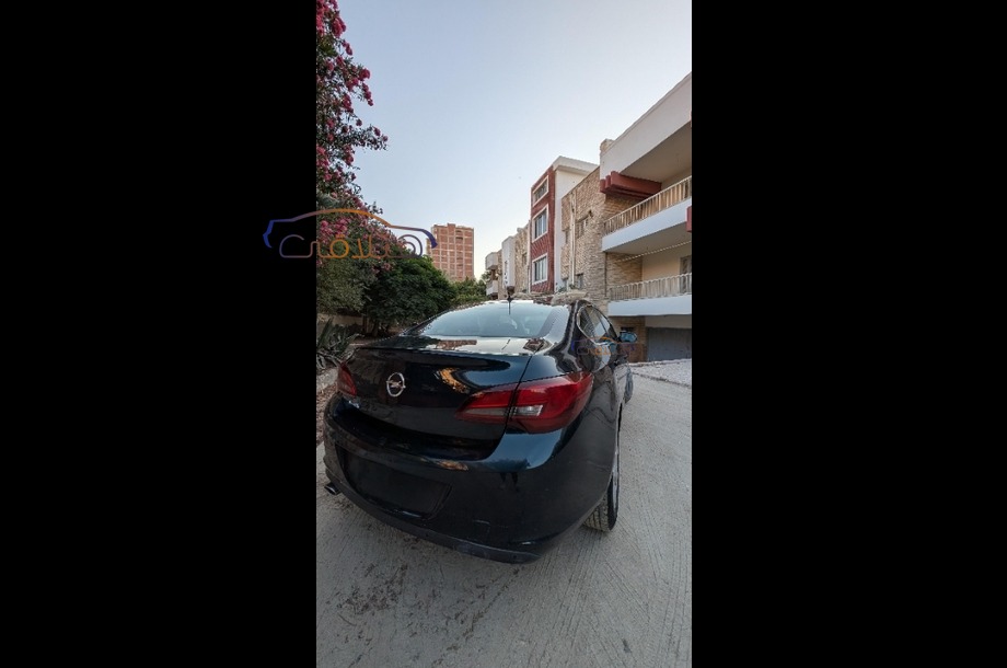 Astra Opel Dark green