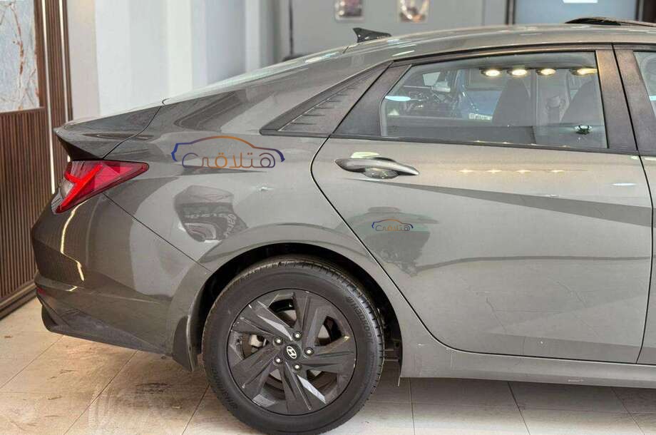 Elantra CN7 Hyundai Gray