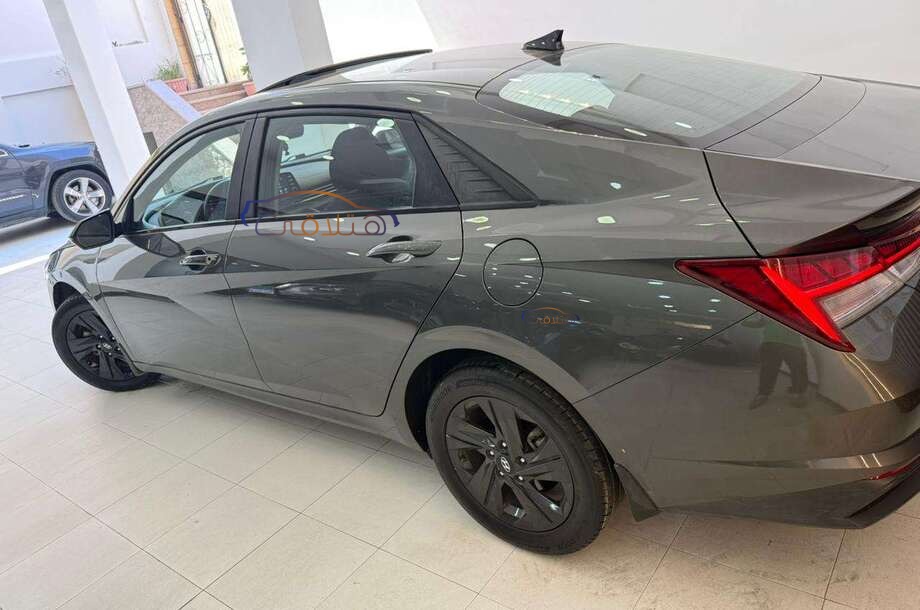 Elantra CN7 Hyundai Gray