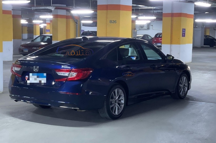 Accord Honda الأزرق الداكن
