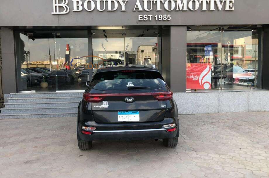 Sportage Kia أسود