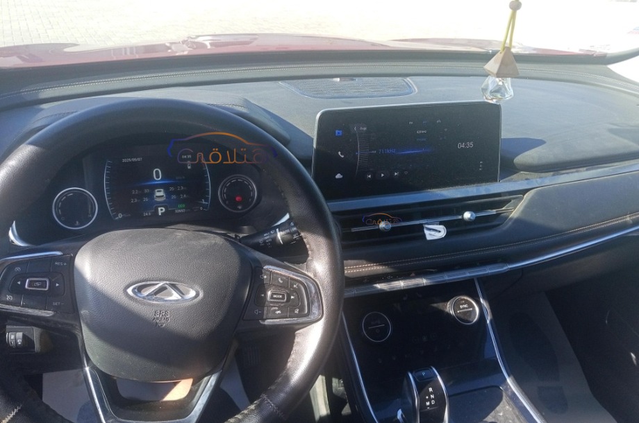 Tiggo 8 Chery Dark red