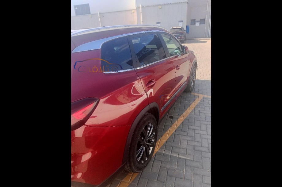 Tiggo 8 Chery Dark red