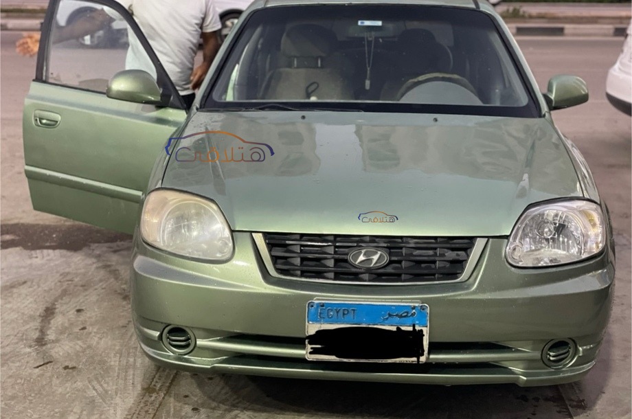 Verna Hyundai أخضر