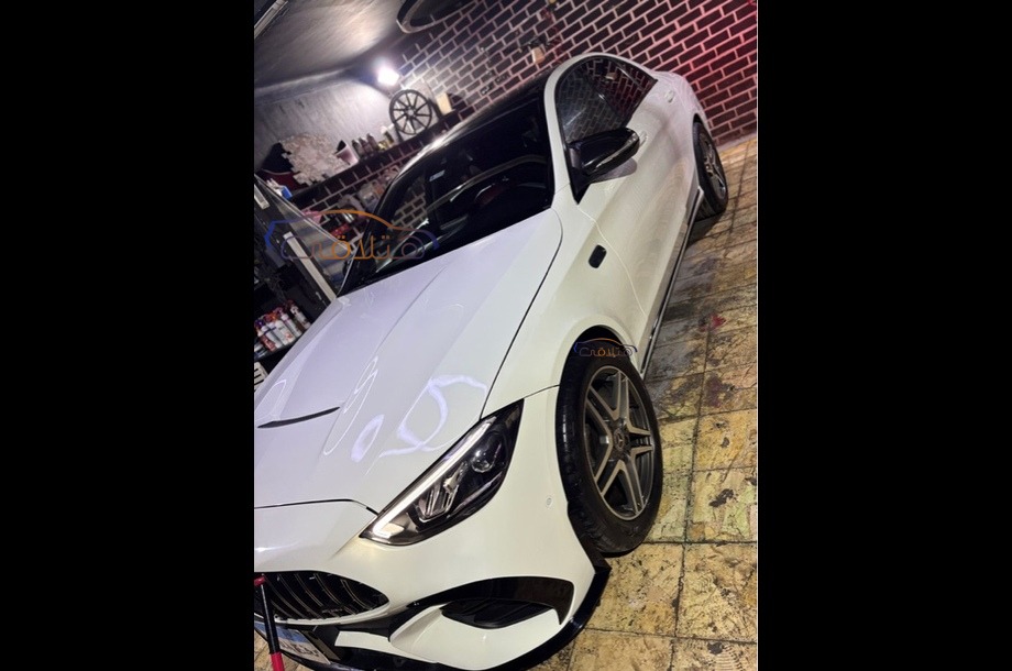 C 180 Mercedes White