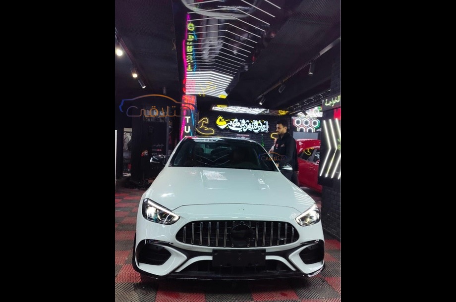 C 180 Mercedes White