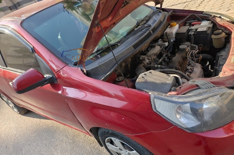 Aveo Chevrolet احمر