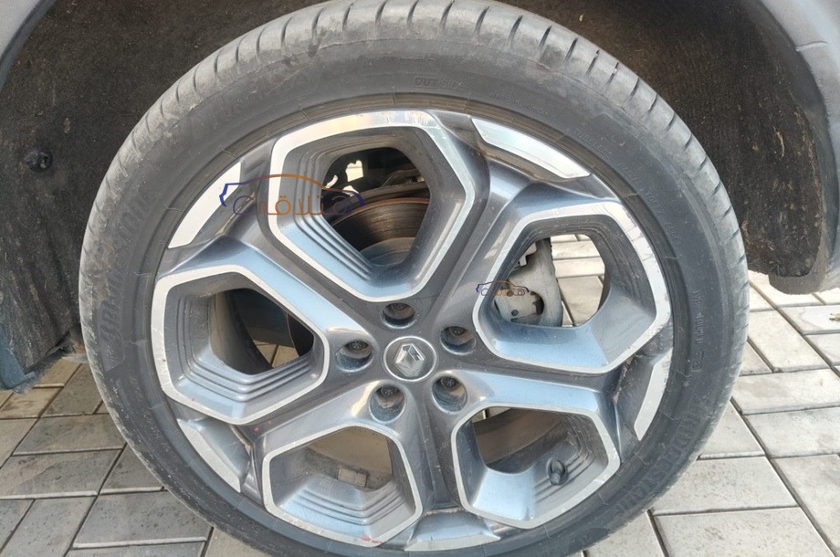 Kadjar Renault أزرق