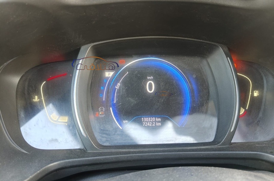 Kadjar Renault أزرق