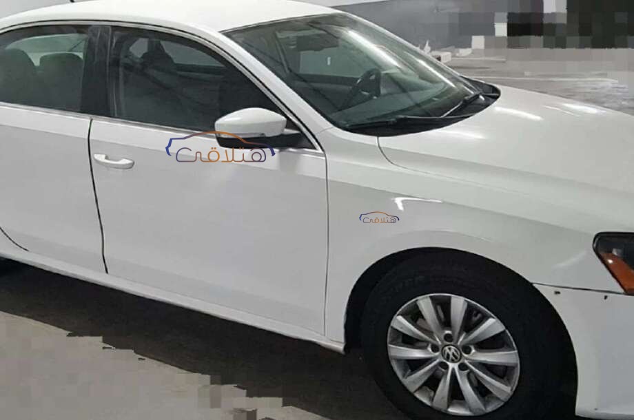 Passat Volkswagen أبيض