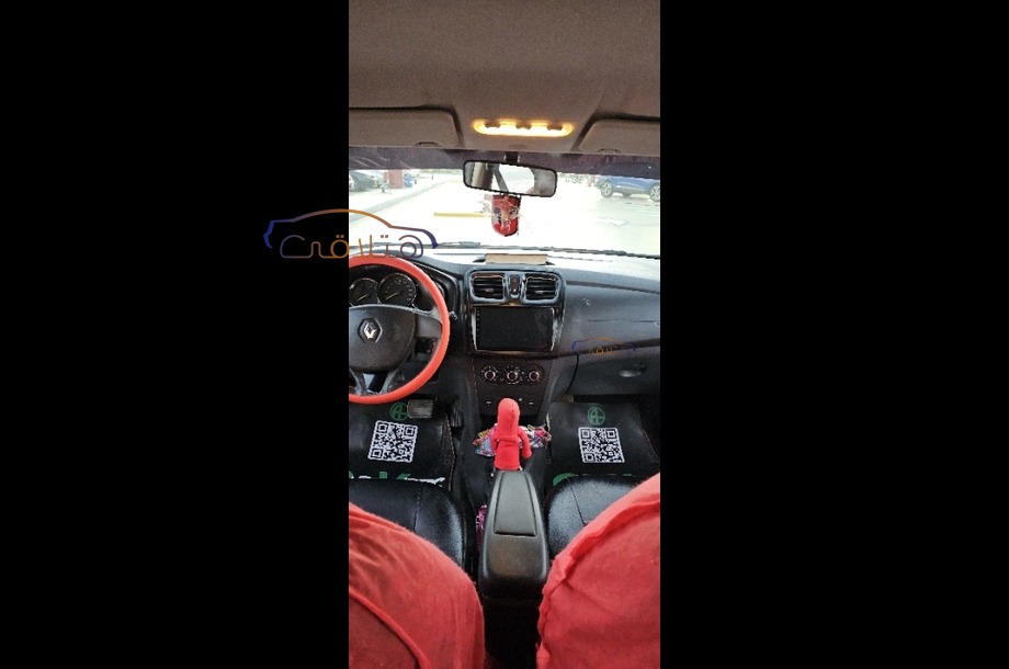 Logan Renault احمر