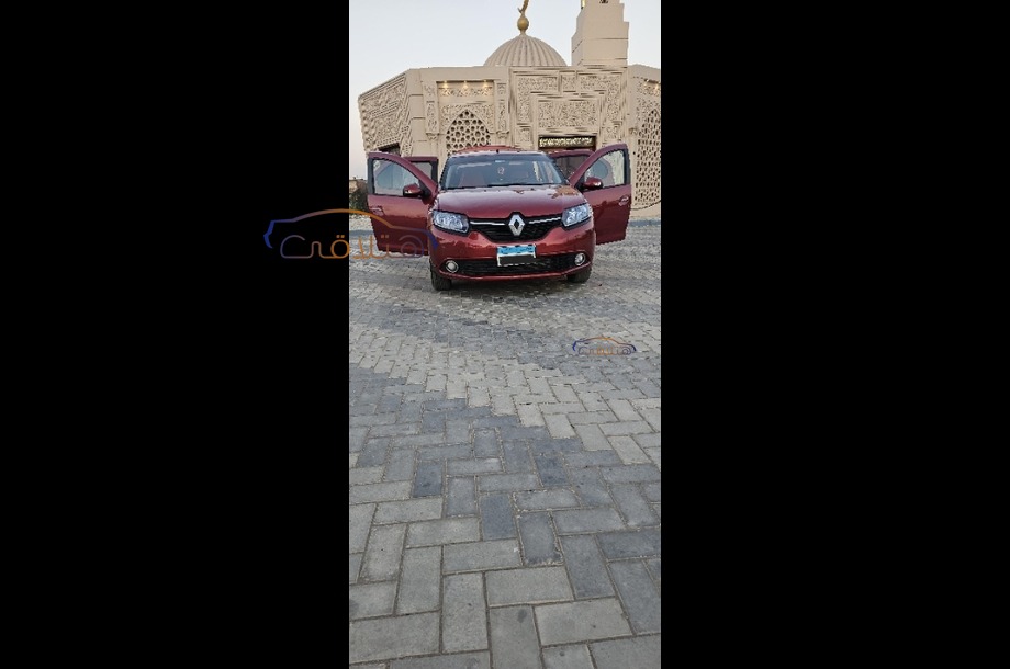 Logan Renault احمر