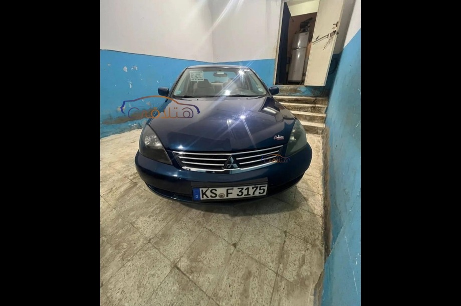 Lancer Puma Mitsubishi الأزرق الداكن