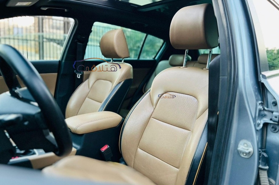 Sportage Kia رمادي