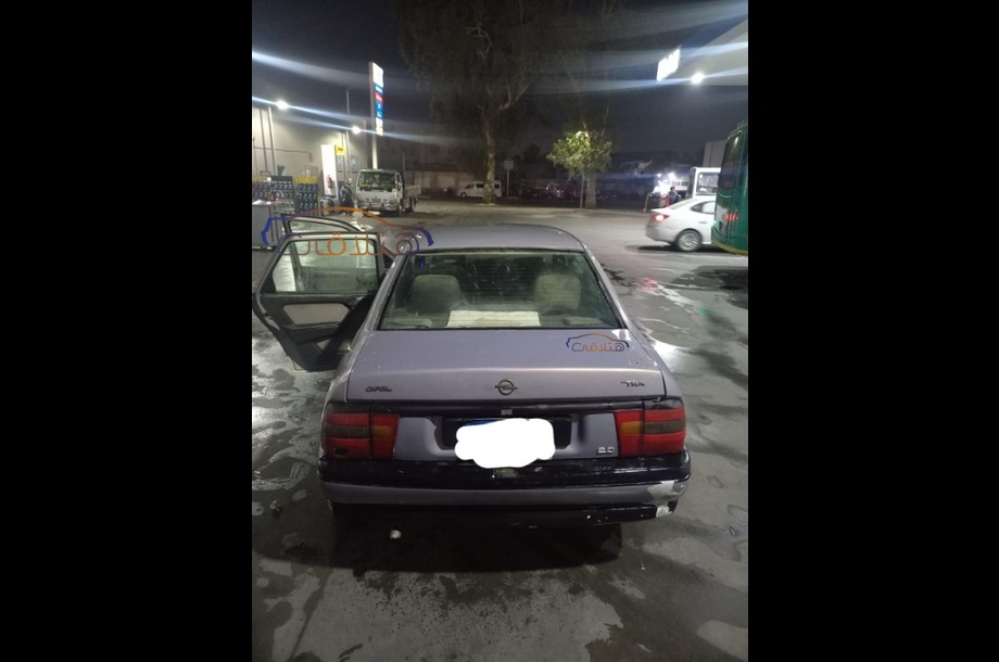 Vectra Opel فضي