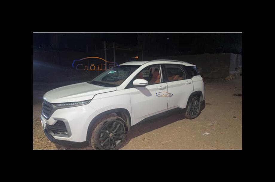 Captiva Chevrolet White