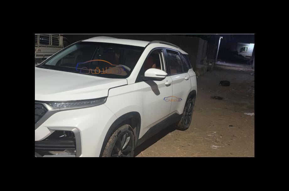 Captiva Chevrolet White