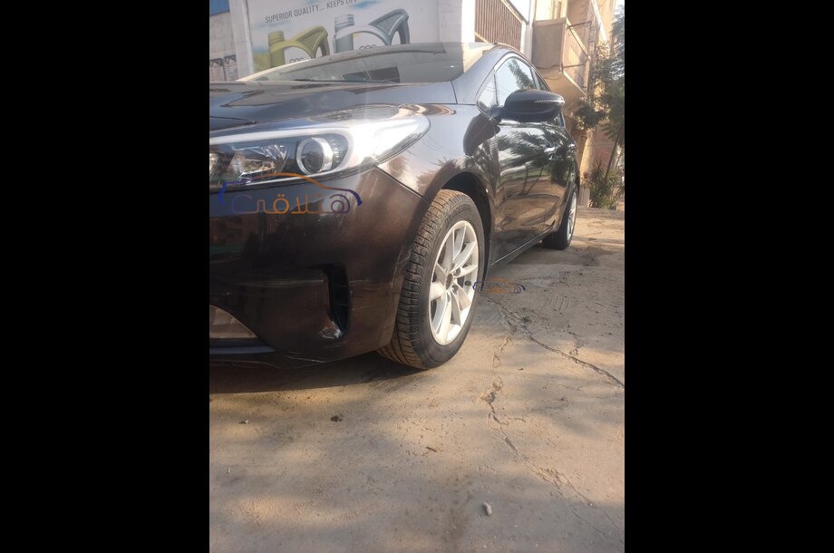 Cerato Kia أسود