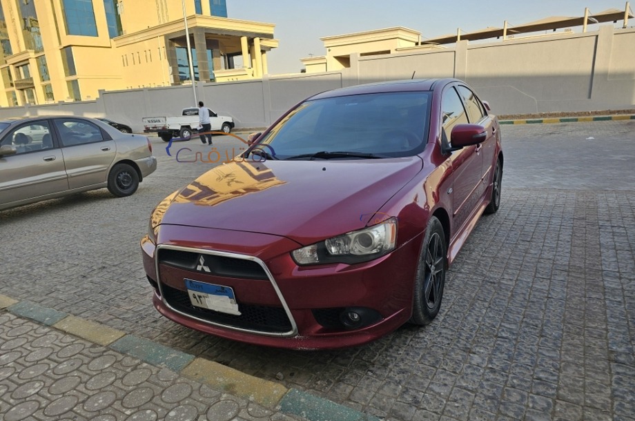 Lancer EX Shark Mitsubishi احمر