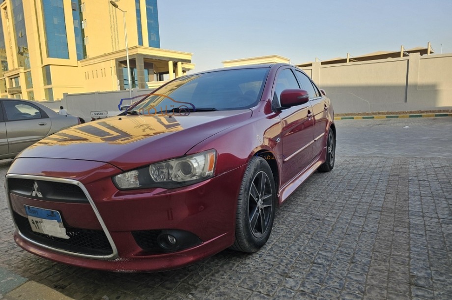 Lancer EX Shark Mitsubishi احمر