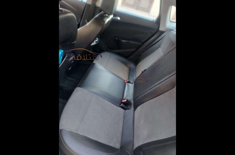 Astra Opel رمادي