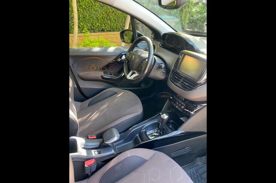 2008 Peugeot برونزي