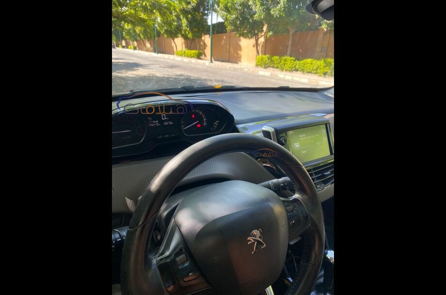 2008 Peugeot برونزي