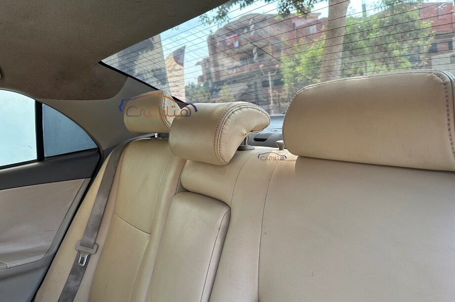 Corolla Toyota أسود