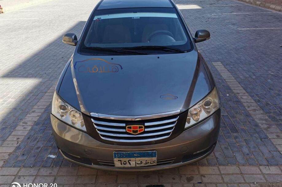 Emgrand 7 Geely فضي