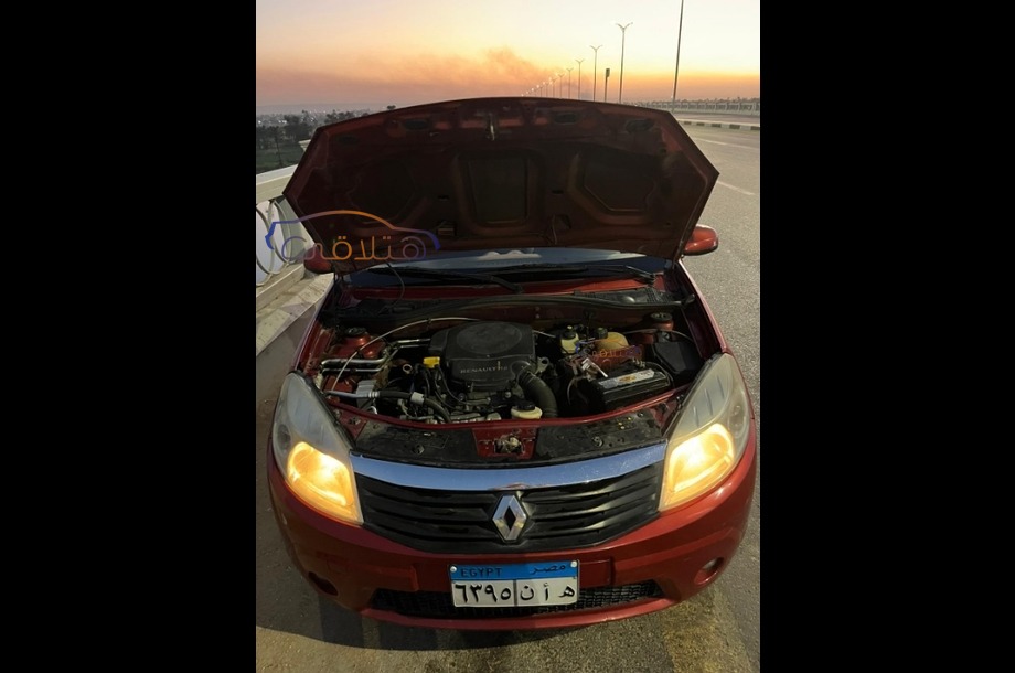 Sandero Renault Red