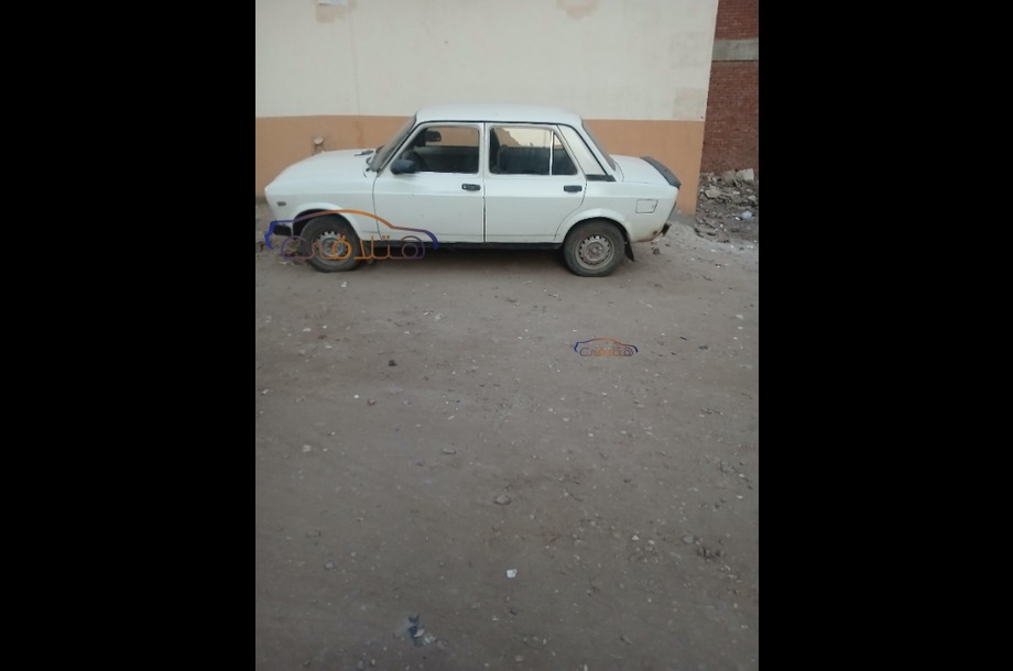 128 Fiat أبيض