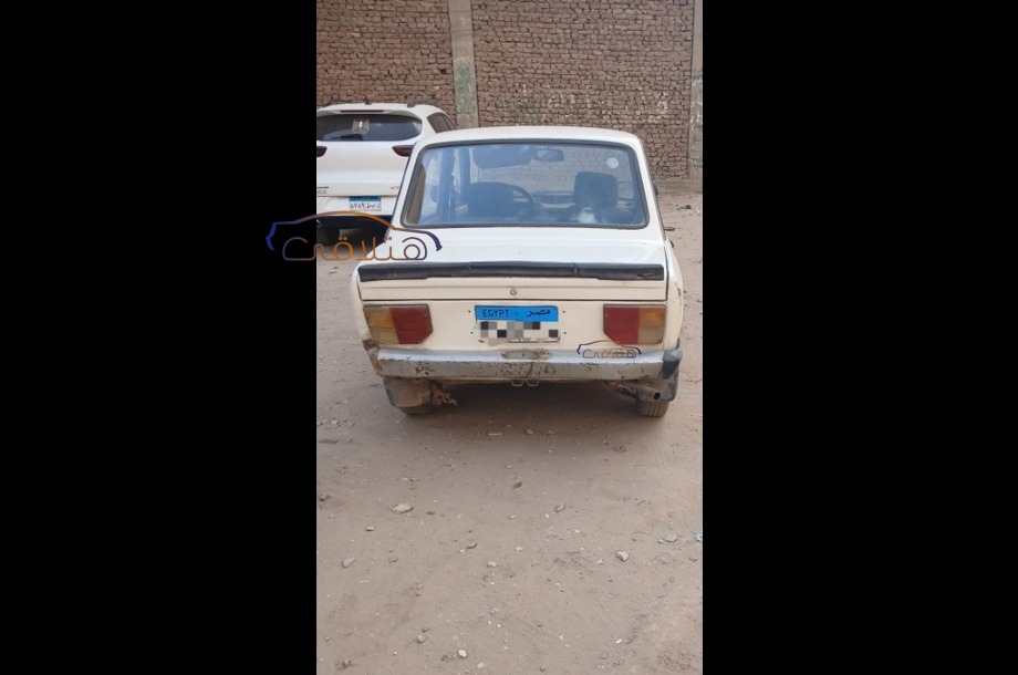 128 Fiat أبيض