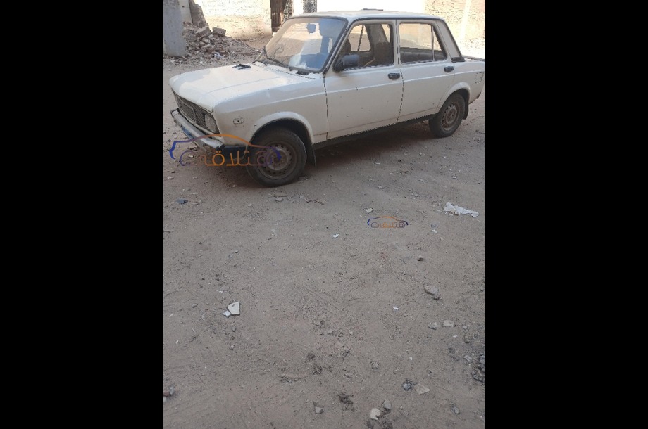128 Fiat أبيض