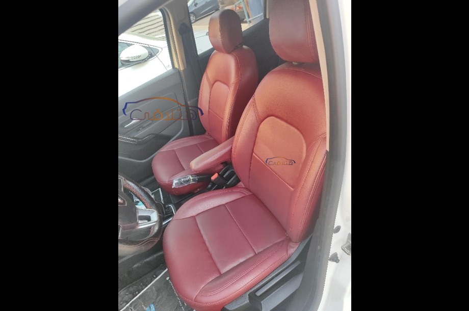 Duster Renault White