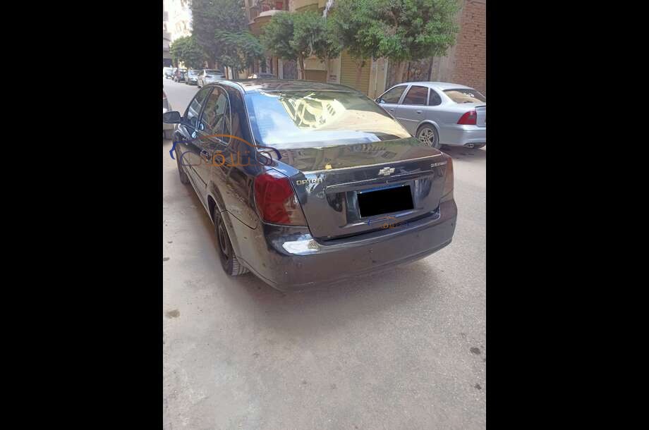 Optra Chevrolet أسود