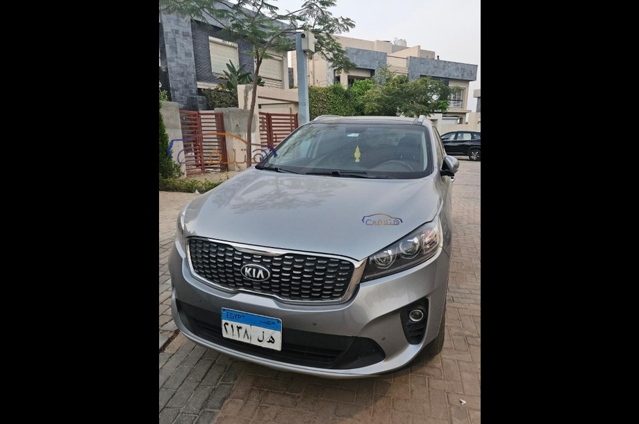 Sorento Kia فضي