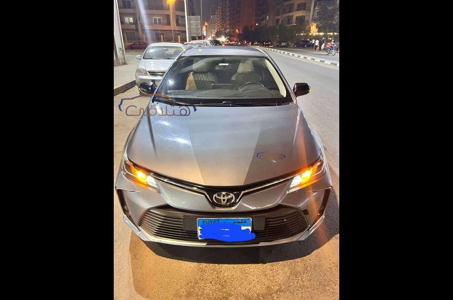 Corolla Toyota أزرق