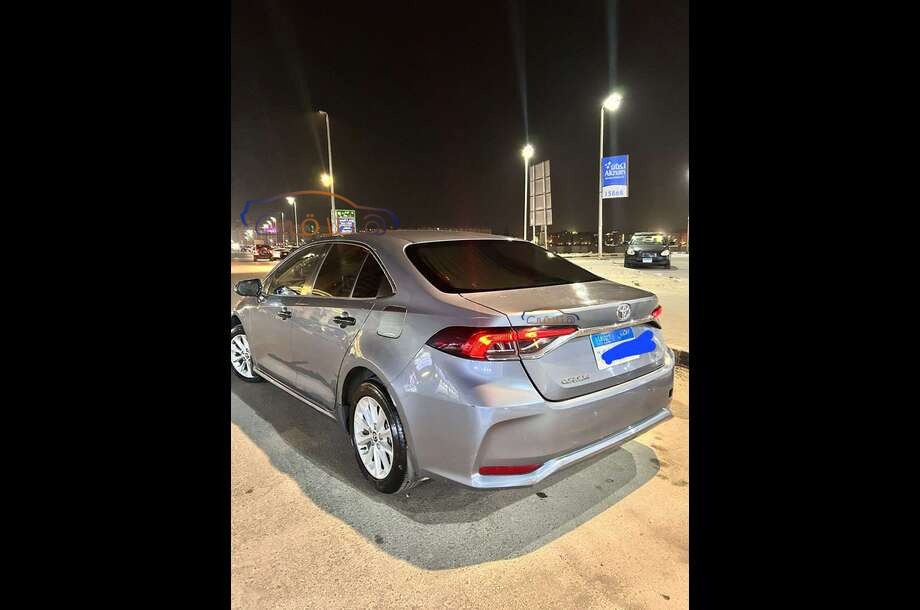 Corolla Toyota أزرق